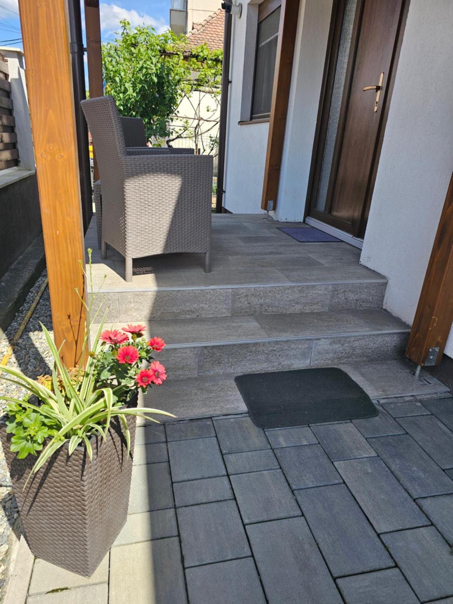 Concept Urban Lägenhet Mediaş Exteriör bild